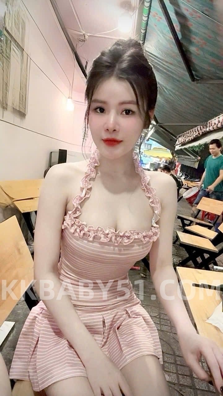 Laura - 新加坡KKbaby